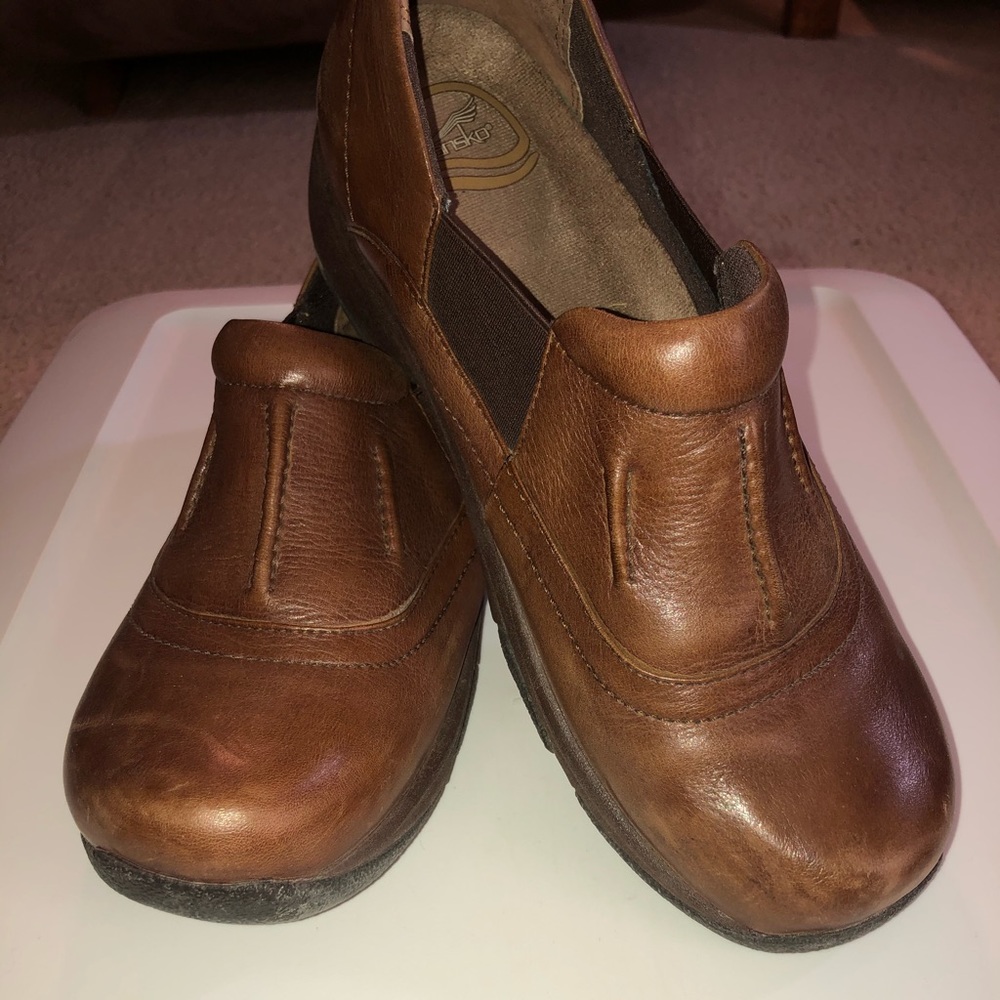 Brown Danskos